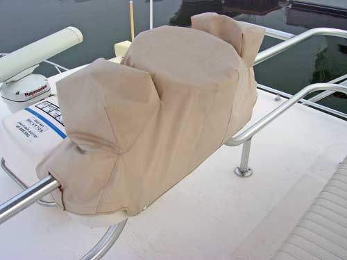 Luhrs36: Flybridge Console Cover
